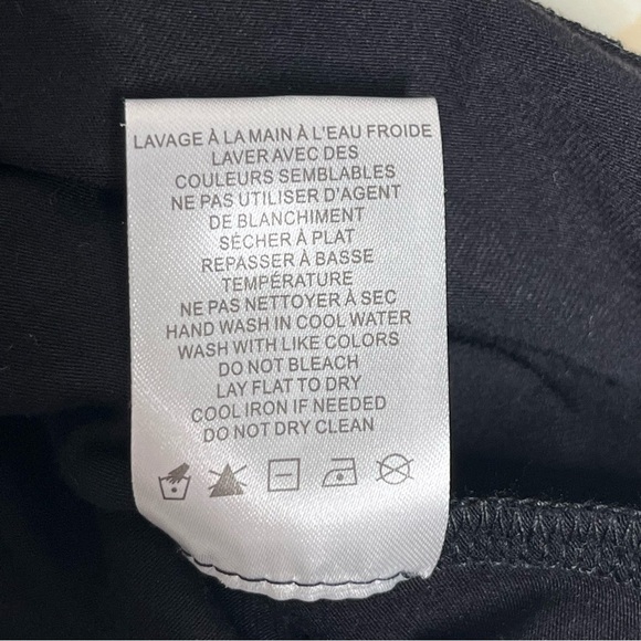 The North Face NWT Women’s TNF X Windbreaker Jacket in Blue/Black/Green Size S - Picture 12 of 15